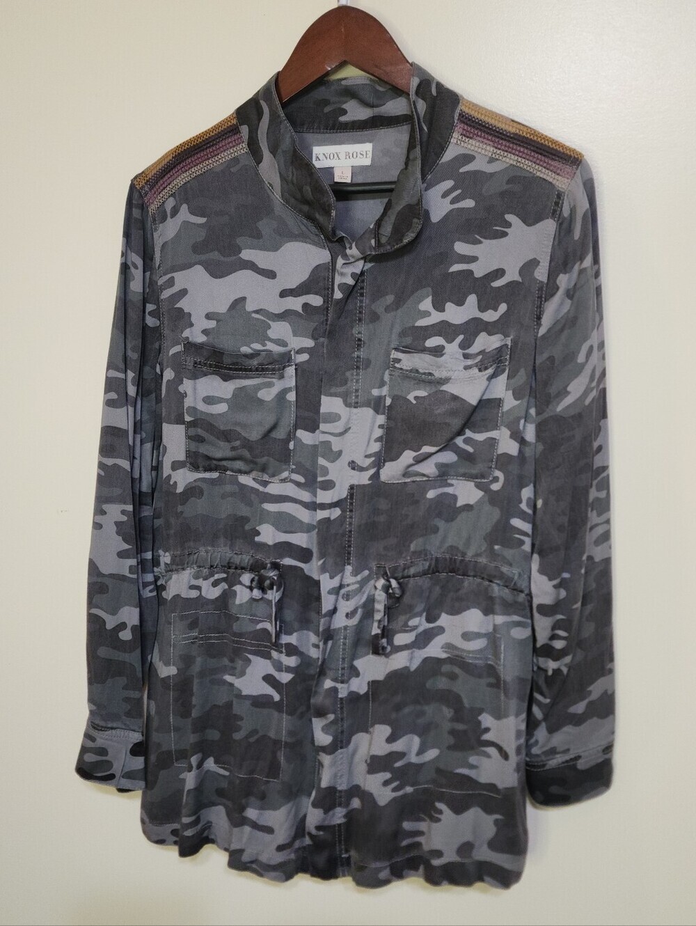 Knox Rose Gray Camouflage Embroidered Shoulder Boho Top - Size  Large - Shacket